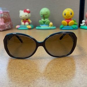 TORY BURCH sunglasses In good cond. small scratch